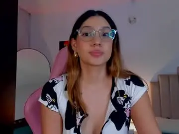 H3y_mia3  live sex cam