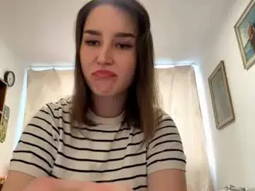 Jacqulineatthowe  live sex cam