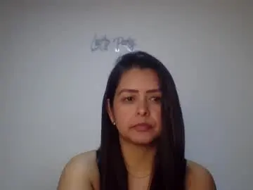 Kiaraluxe_17  live sex cam