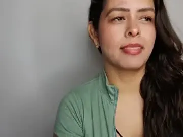 Kiaraluxe_17  live sex cam