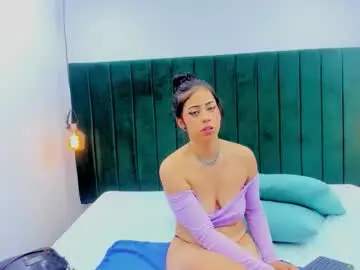 Kinky_dakota  live sex cam