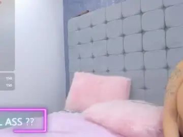 Kinky_dakota  live sex cam