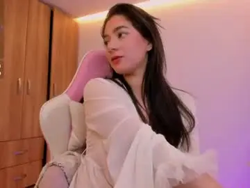Kittyfeet2  live sex cam