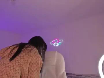 Kittyvelve  live sex cam