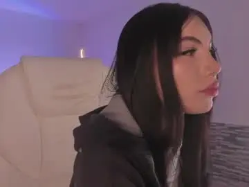 Kittyvelve  live sex cam