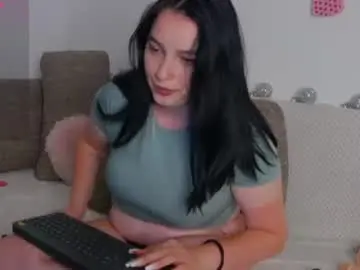 Leah_brooks  live sex cam