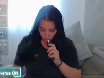 Leah_brooks  live sex cam