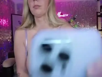 Lucyallen4201  live sex cam