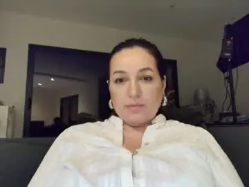 Milafontaine  live sex cam