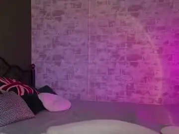 Milla_bellee  live sex cam