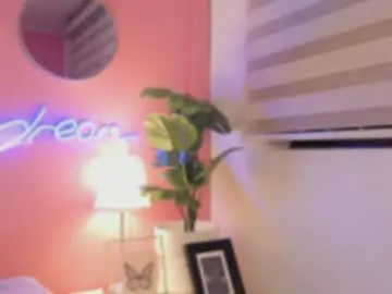 Pearl_dh  live sex cam