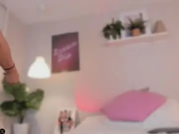 Queen_liana  live sex cam