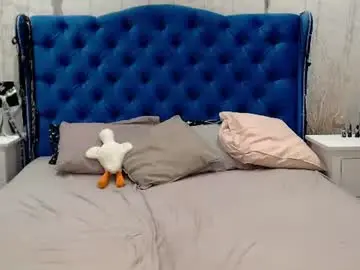 Via_mayer  live sex cam