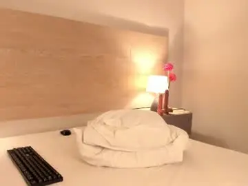 Zurismith  live sex cam