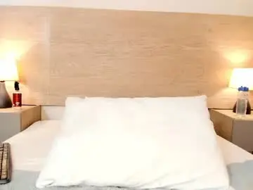 Zurismith  live sex cam