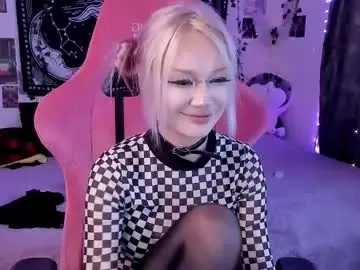 Broodmommyy3  live sex cam