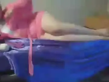 Crystalhouse444  live sex cam
