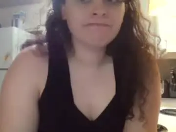 Crystalhouse444  live sex cam