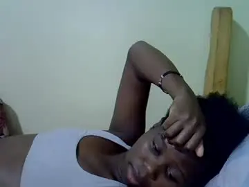 Hot_petra2  live sex cam