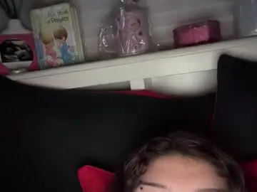 Julie033  live sex cam