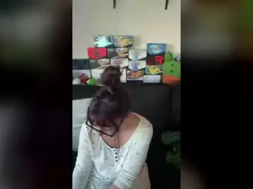 Madamenikky713  live sex cam