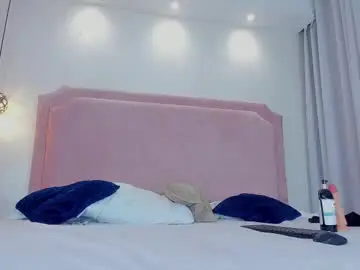 Miaacollins__  live sex cam