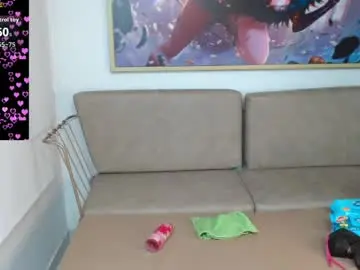 Roxanne_vale  live sex cam