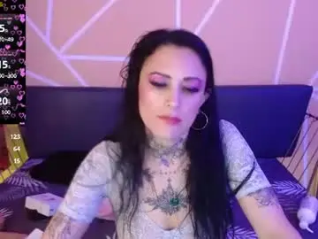 Roxanne_vale  live sex cam