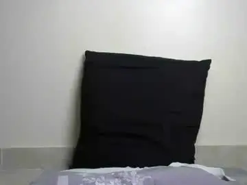 Summerblue1  live sex cam