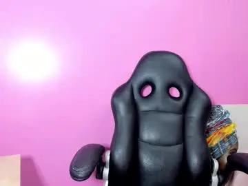 Tiara_latina  live sex cam