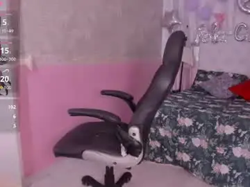 Tiara_latina  live sex cam