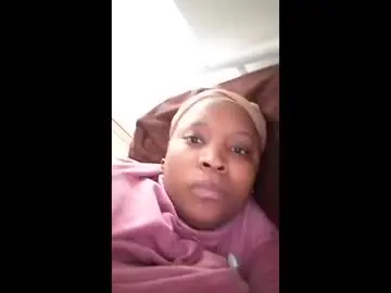 Wakasandras  live sex cam
