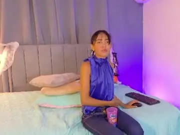 Willow__smith  live sex cam