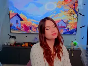 Alinelevandoski  live sex cam