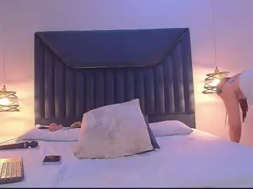 Camilamoons  live sex cam