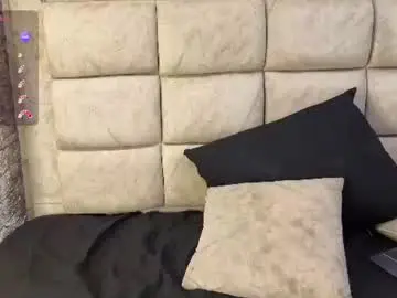 Cherrybutter  live sex cam