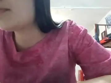 Estellswank  live sex cam