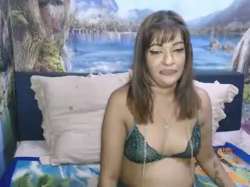 Indianaqua79  live sex cam