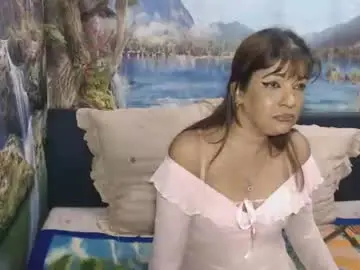 Indianaqua79  live sex cam