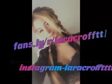 Laracroftt  live sex cam
