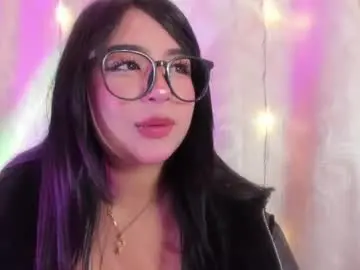 Lilith_salvatoree  live sex cam