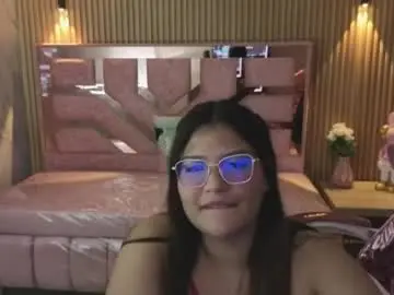 Lucero_s  live sex cam