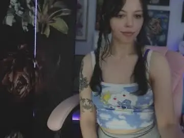 Makiyahbelle2  live sex cam