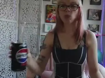 Makiyahbelle2  live sex cam