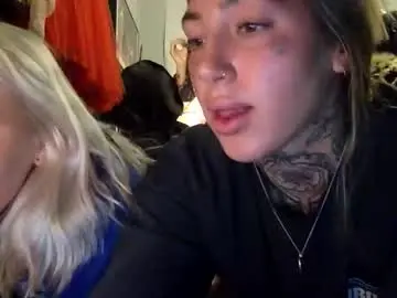 Nariahaliza  live sex cam