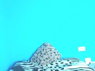 Natalianoir21  live sex cam