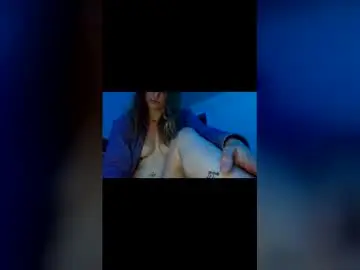 Sexymidnightdesire  live sex cam