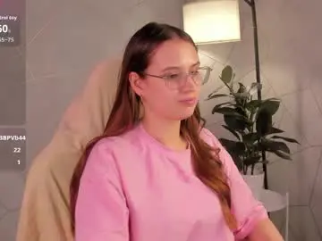Shei1a_shy  live sex cam
