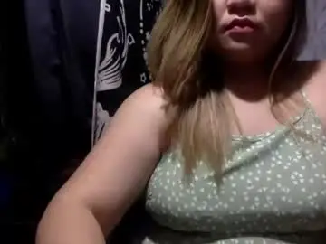 09chubbyguzi  live sex cam