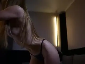 Anneverity  live sex cam